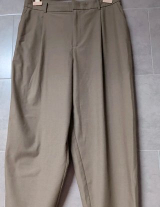 Pantalón ancho marrón
