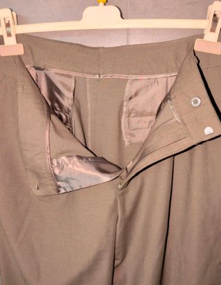 Pantalón ancho marrón
