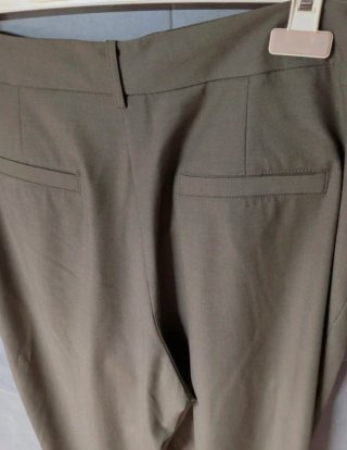 Pantalón ancho marrón