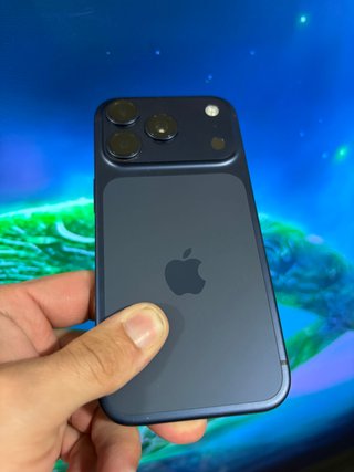 Iphone 17 Pro de 256gb - Color Blue - 97% bat.