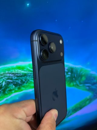 Iphone 17 Pro de 256gb - Color Blue - 97% bat.