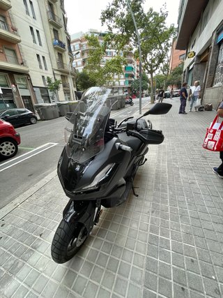 Honda ADV 350 2025 Negra