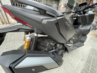 Honda ADV 350 2025 Negra