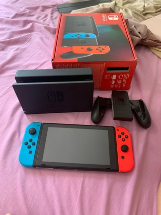 Nintendo Switch Azul y Rojo
