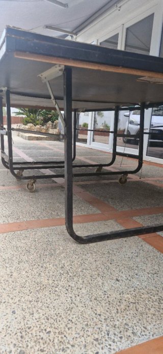Mesa de ping pong verde