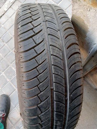 Rueda Michelin 195/65 R15
