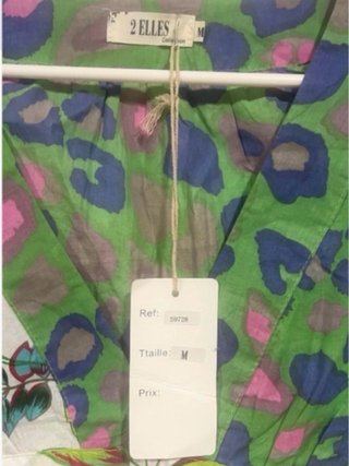 Talla M. Vestido corto estampado  2 ELLES