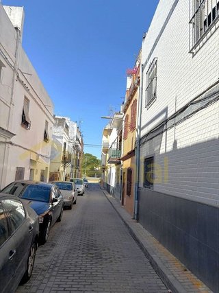 Piso en venta en La Plata en Sevilla