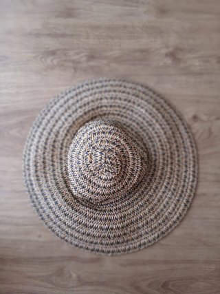 Dos Sombreros de playa de paja nuevos