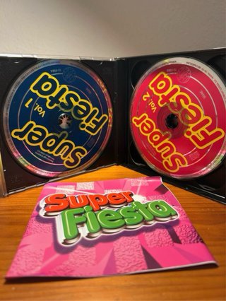 Super Fiesta 4 CD's - Latina Non-Stop