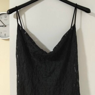 Vestido de noche negro encaje