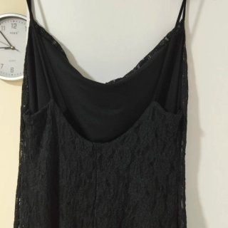 Vestido de noche negro encaje