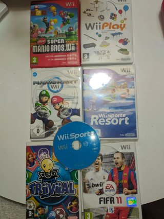 Consola Nintendo Wii con accesorios y juegos