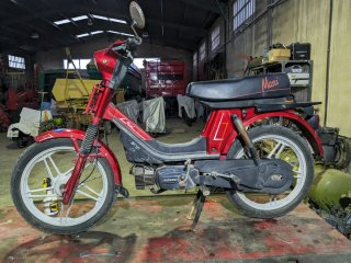 Suzuki Maxi Roja