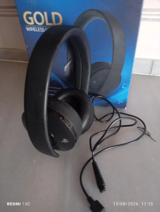 Auriculares Inalámbricos Gold PS4