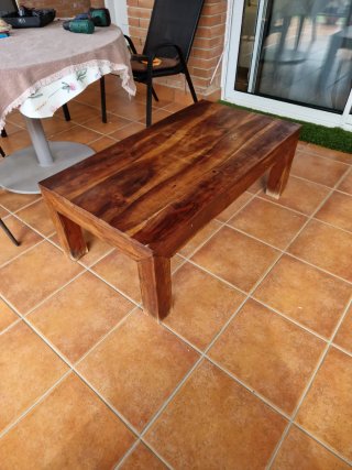 Mesa de centro de madera maciza