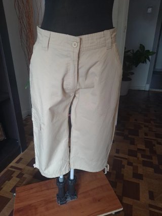 Bermuda cargo deportiva Quechua beige