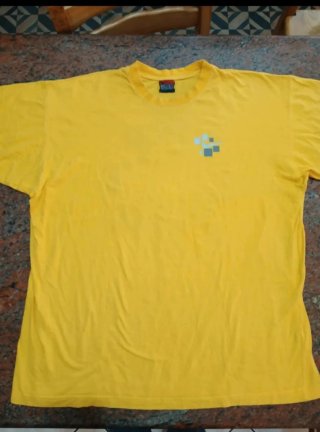 Lotto 4 capi uomo: 2 camicie + 2 t-shirt, XXL