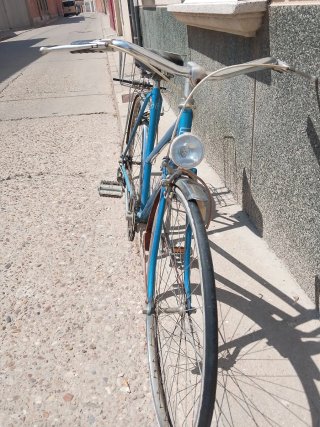 Bicicleta Orbea Azul con Cesta