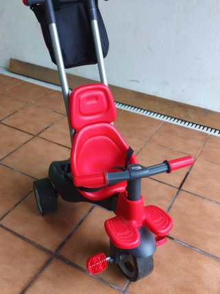 Triciclo Molto para bebé
