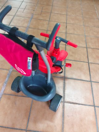 Triciclo Molto para bebé