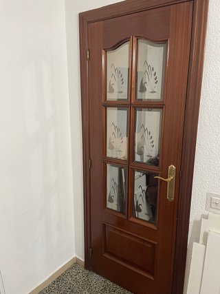 Puerta interior madera con cristal