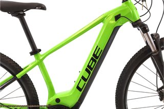 Bicicleta Cube Reaction Hybrid PFM t.M Reacondicionada