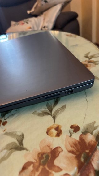 Portátil Lenovo IdeaPad 3 15IAU7