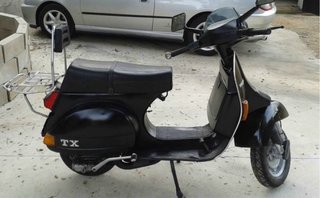 Vespa TX 200 Negra