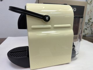 Cafetera Capsulas Nespresso DeLonghi Inissia