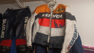 Chaqueta de cuero Repsol talla M