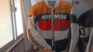 Chaqueta de cuero Repsol talla M