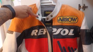 Chaqueta de cuero Repsol talla M
