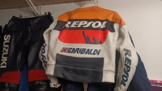 Chaqueta de cuero Repsol talla M