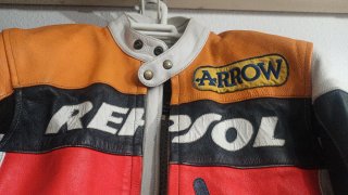 Chaqueta de cuero Repsol talla M
