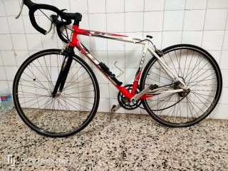 Bicicleta de carretera BH