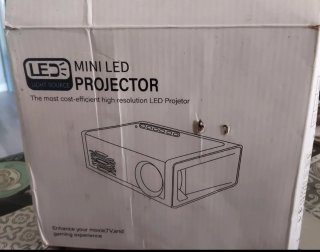 Mini proyector LED blanco