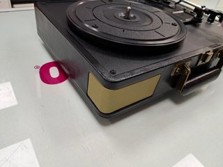 Giradiscos Vintage Suitcase Turntable R610