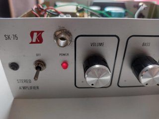 Amplificador SK-75 Stereo