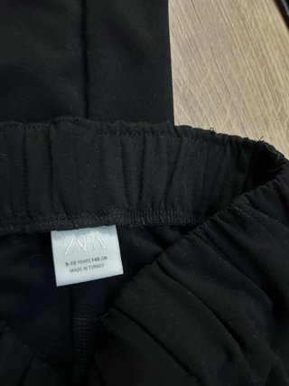 Lote 3 Pantalones Talla 10 Negros zara y regalo