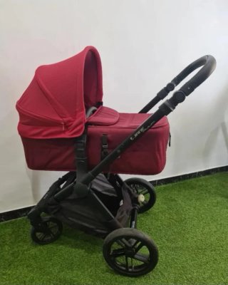 Trona bebé Sweet Cherry casi nueva