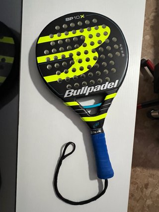 Pala de pádel Bullpadel BP10X