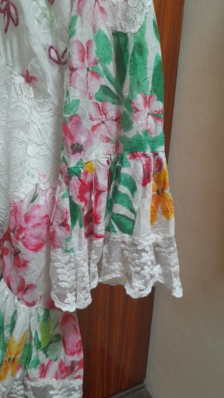 Camicia Camomilla cotone e macramè floreale