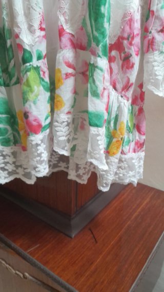 Camicia Camomilla cotone e macramè floreale