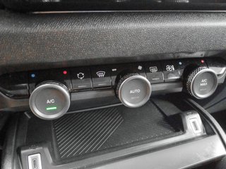 Citroen C4 Hybrid 136 Plus e-DCS6 100 kW (136 CV)
