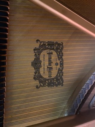 Piano de Cola Yamaha C2 Japón