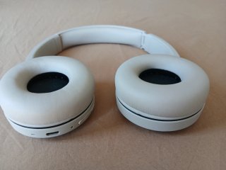 Auriculares Bluetooth Cancelación Ruido Beige