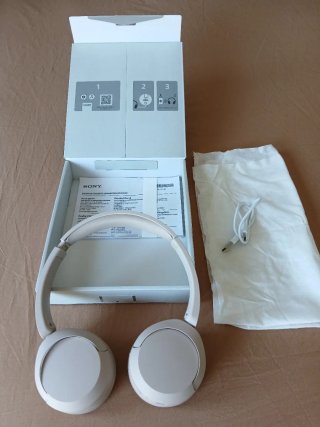 Auriculares Bluetooth Cancelación Ruido Beige