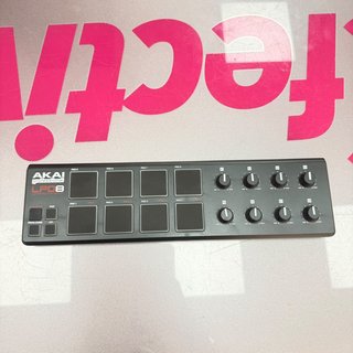 Controlador Akai Professional LPD8