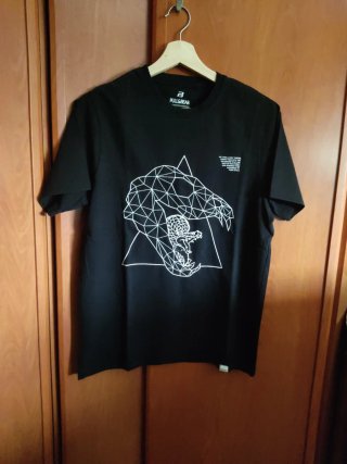 Camiseta Pull&Bear Negra Manga Corta